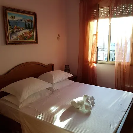Tirana Rooms 게스트하우스 티라나