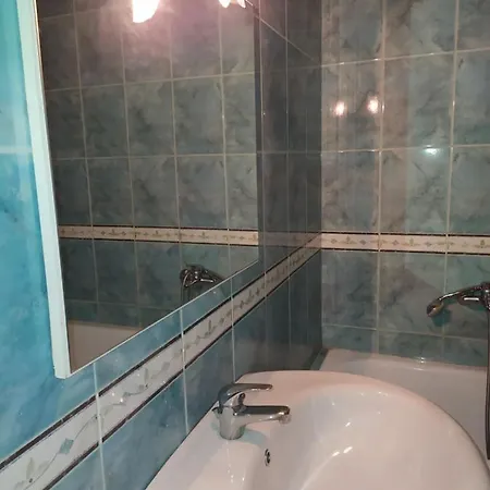 Tirana Rooms 4*