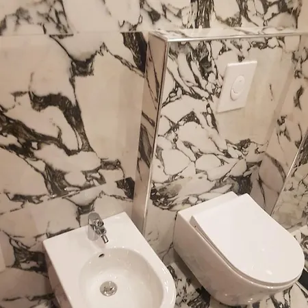 Tirana Rooms Guest house