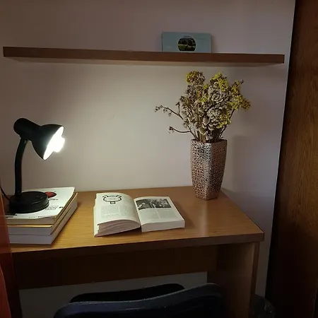Guest house Tirana Rooms 4*